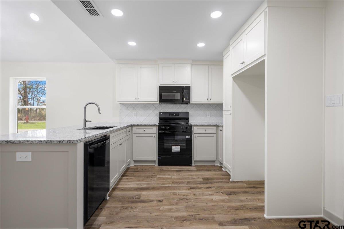 443 West Harmony Street Tyler, TX 75702 - Photo 17 of 32