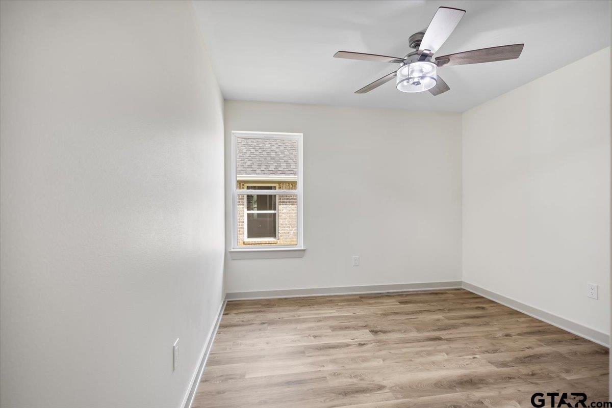 443 West Harmony Street Tyler, TX 75702 - Photo 10 of 32