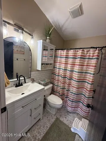 $2,300 | 176 Old Fountain Road, Richlands, NC 28574