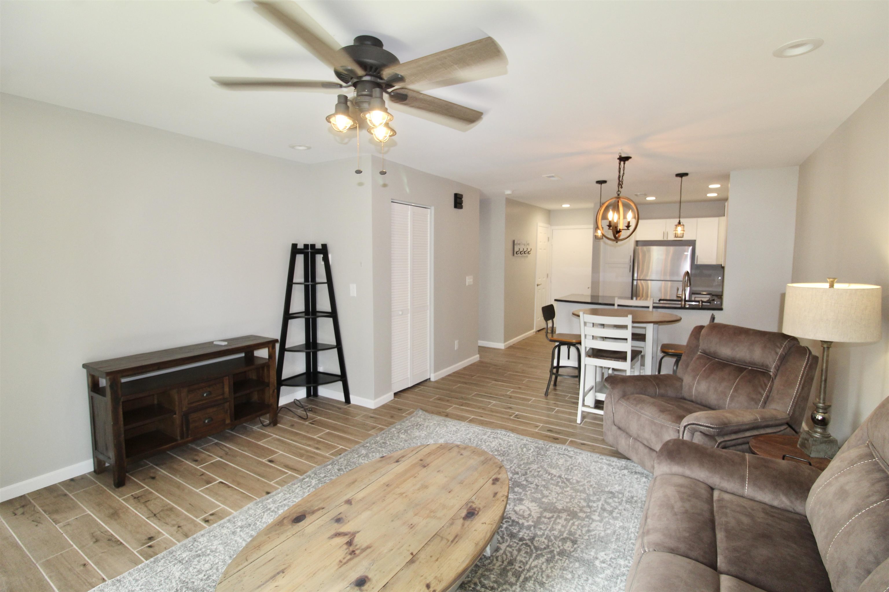 1360 Hunters Road, Unit D Harrisonburg, VA 22801 - Photo 3 of 19
