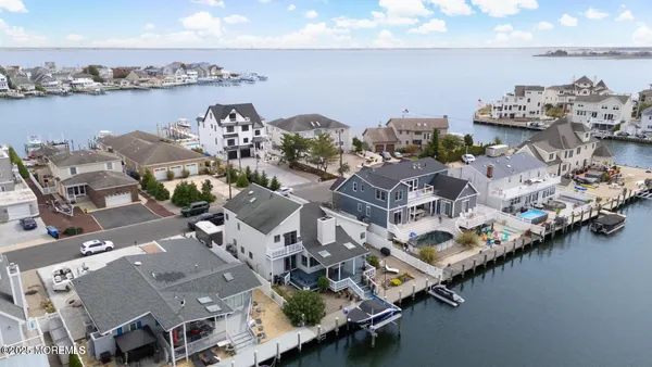 $6,500 | 385 Aldo Drive, Toms River, NJ 08753