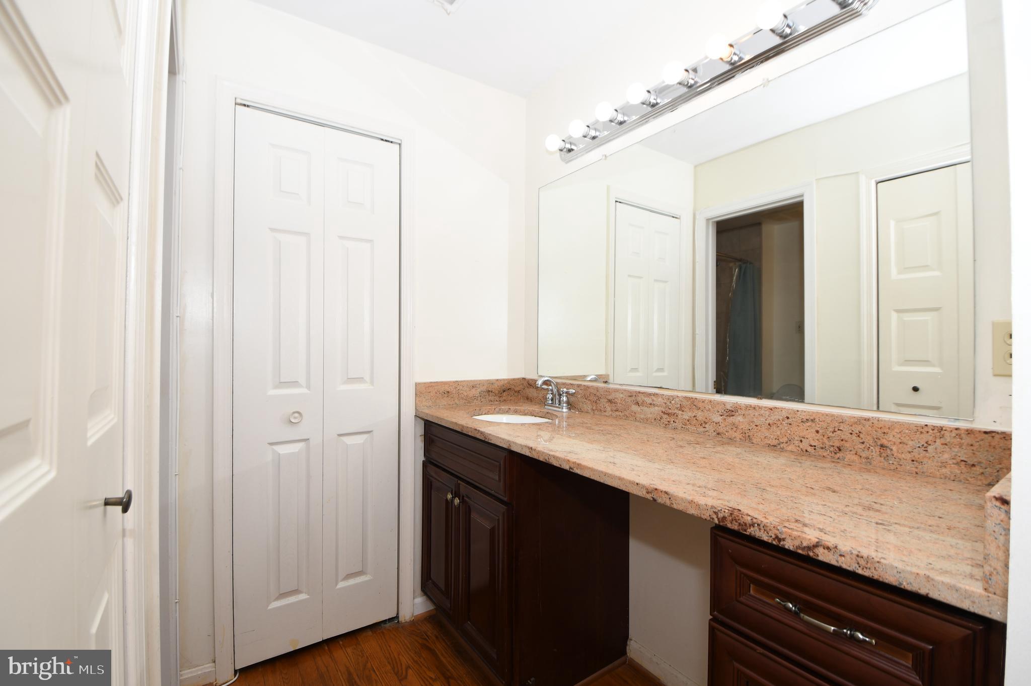 8147 Inverness Ridge Road Potomac, MD 20854 - Photo 37 of 60