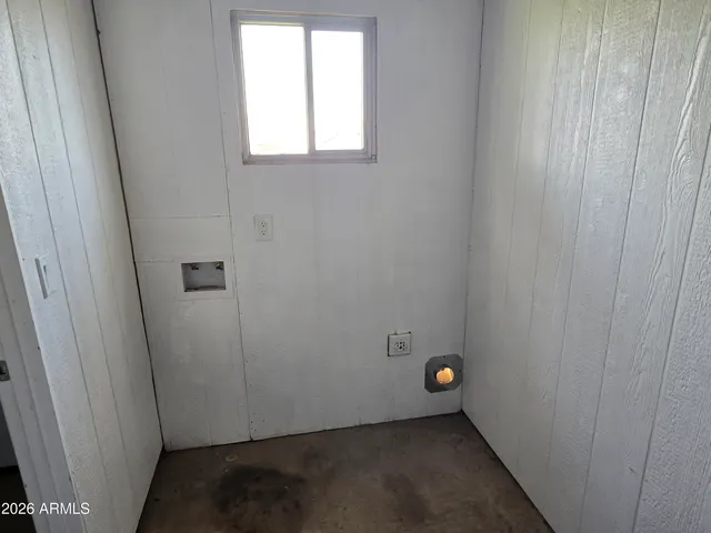 $2,095 | 3801 East Captain Dreyfus Avenue, Phoenix, AZ 85032