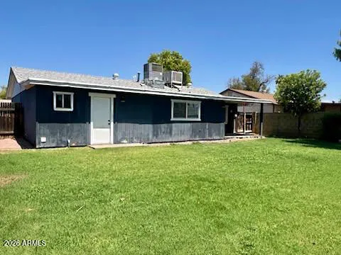 $2,095 | 3801 East Captain Dreyfus Avenue, Phoenix, AZ 85032