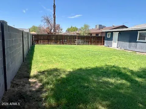 $2,095 | 3801 East Captain Dreyfus Avenue, Phoenix, AZ 85032