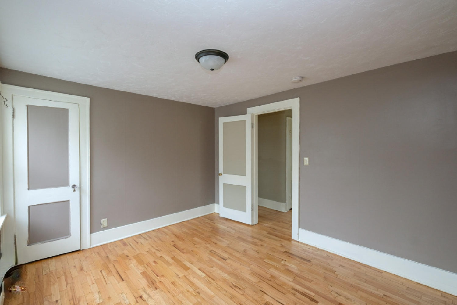 1501 Reed Street Kalamazoo, MI 49001 - Photo 6 of 10 1501 Reed Avenue-19