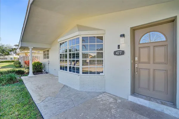$910,000 | 477 Southeast 17th Terrace, Deerfield Beach, FL 33441