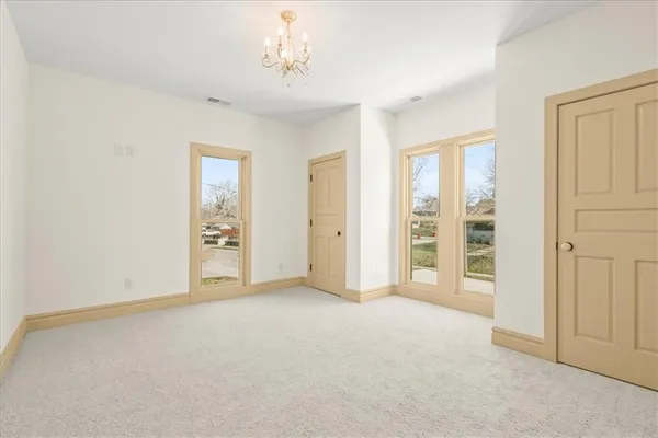 $399,500 | 722 South Main Street, Independence, MO 64050