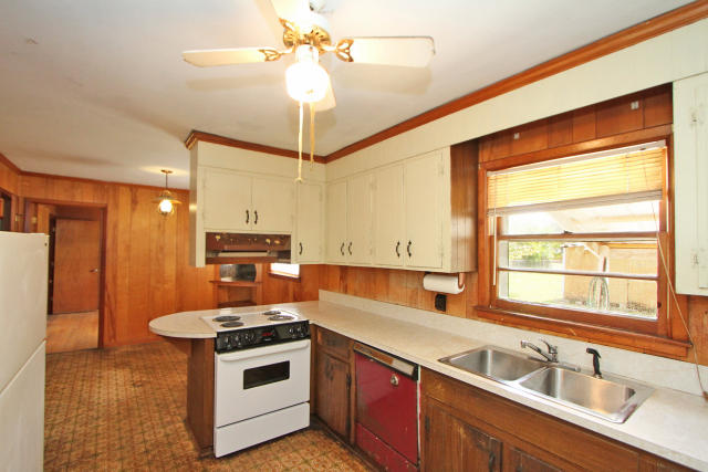 1054 Valley Road Charleston, SC 29412 - Photo 22 of 29 1054 Valley Rd (23)0023