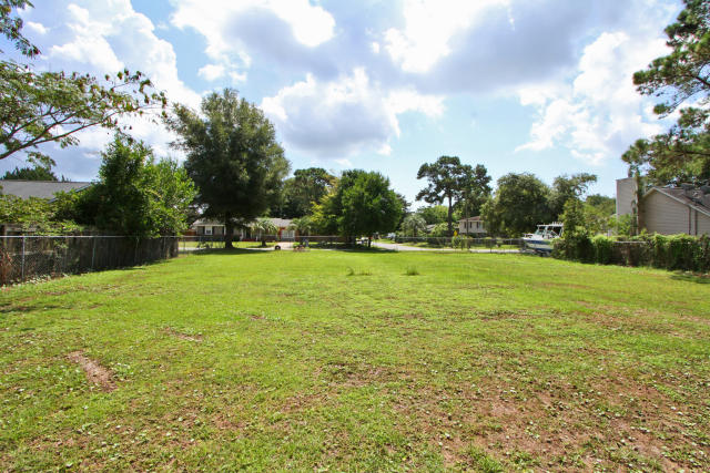 1054 Valley Road Charleston, SC 29412 - Photo 5 of 29 1054 Valley Rd (6)0006