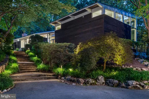 $2,300,000 | 7201 Broxburn Drive, Bethesda, MD 20817
