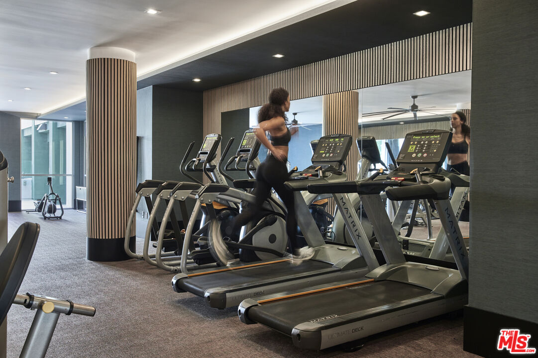10601 Washington Boulevard, Unit 232 Culver City, CA 90232 - Photo 27 of 30 a view of a room with gym equipment