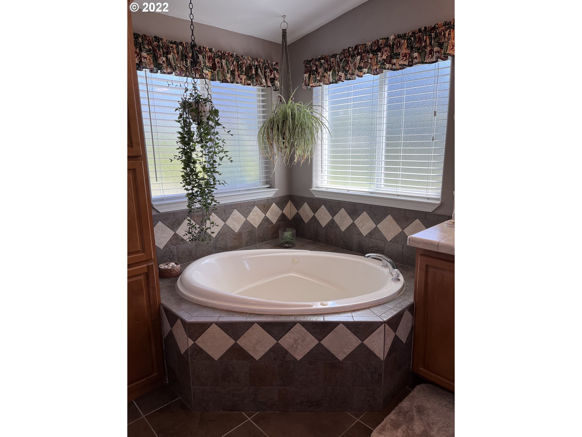 63915 Wallace Road Coos Bay, OR 97420 - Photo 10 of 31 Bathroom
