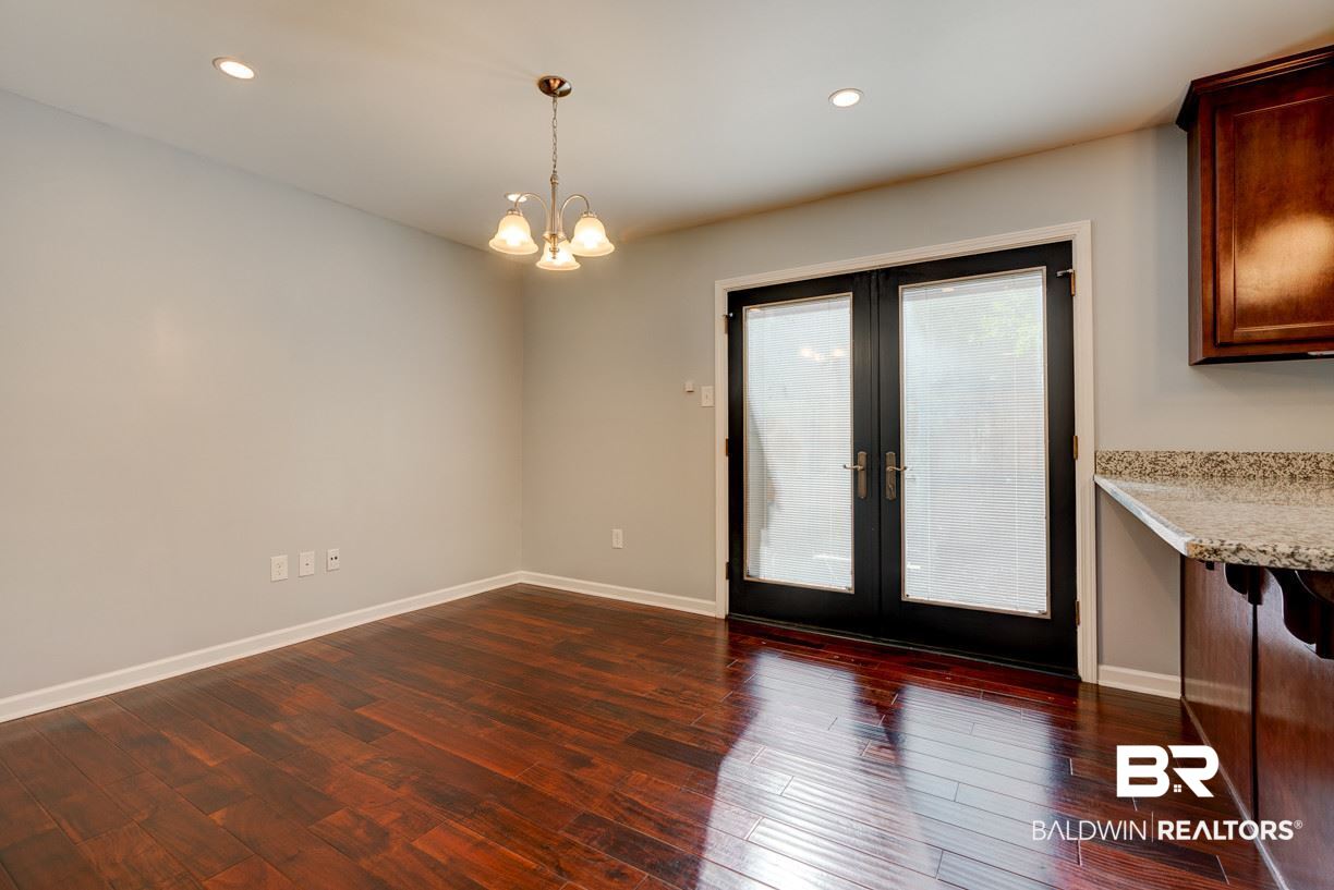 2901 Grant Street, Unit 702 Mobile, AL 36606 - Photo 7 of 30