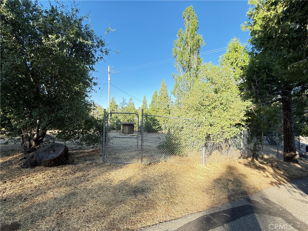 5452 Carleton Road Mariposa, CA 95338 - Photo 14 of 57