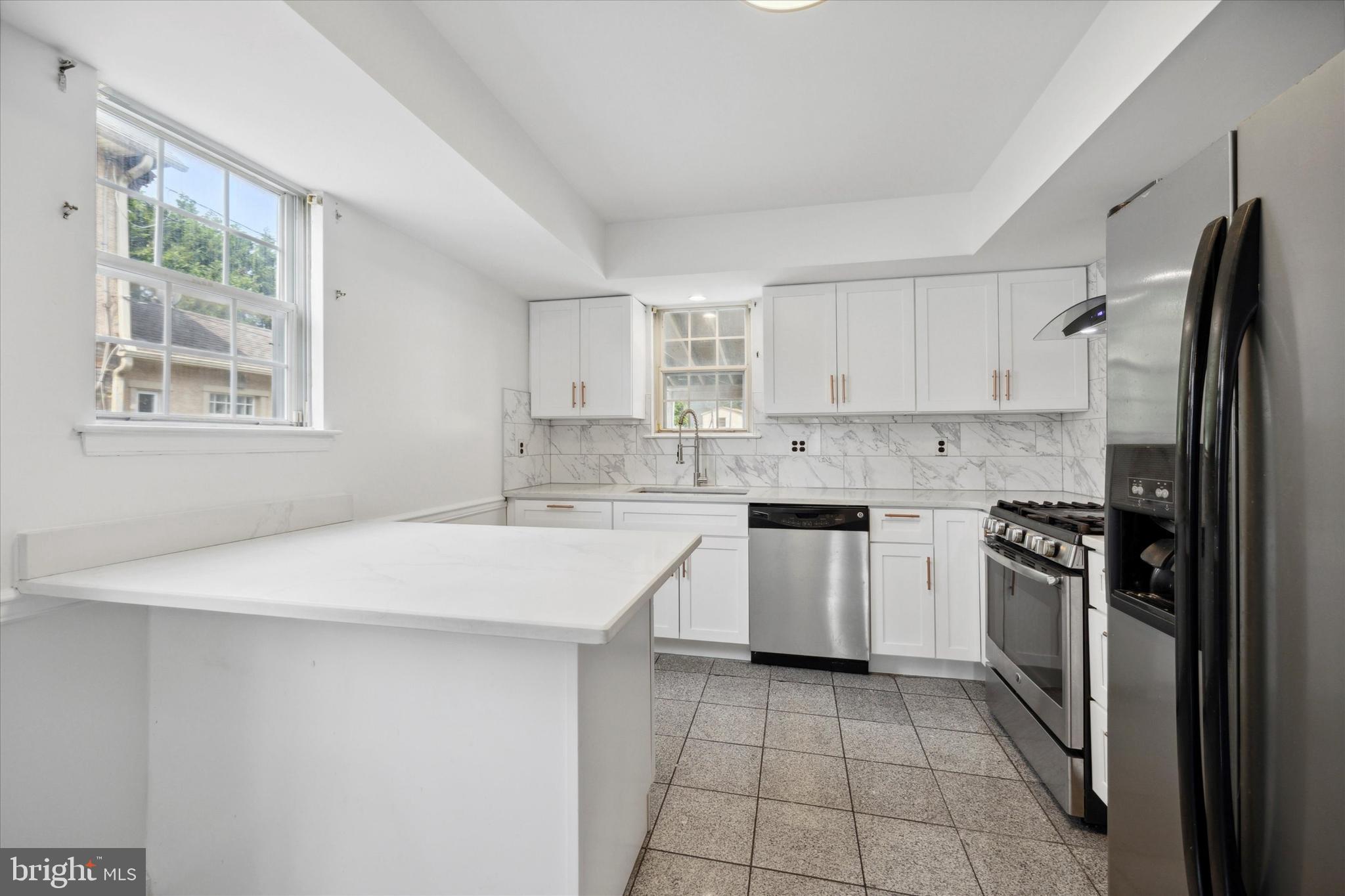 6 Llandaff Road Havertown, PA 19083 - Photo 4 of 15