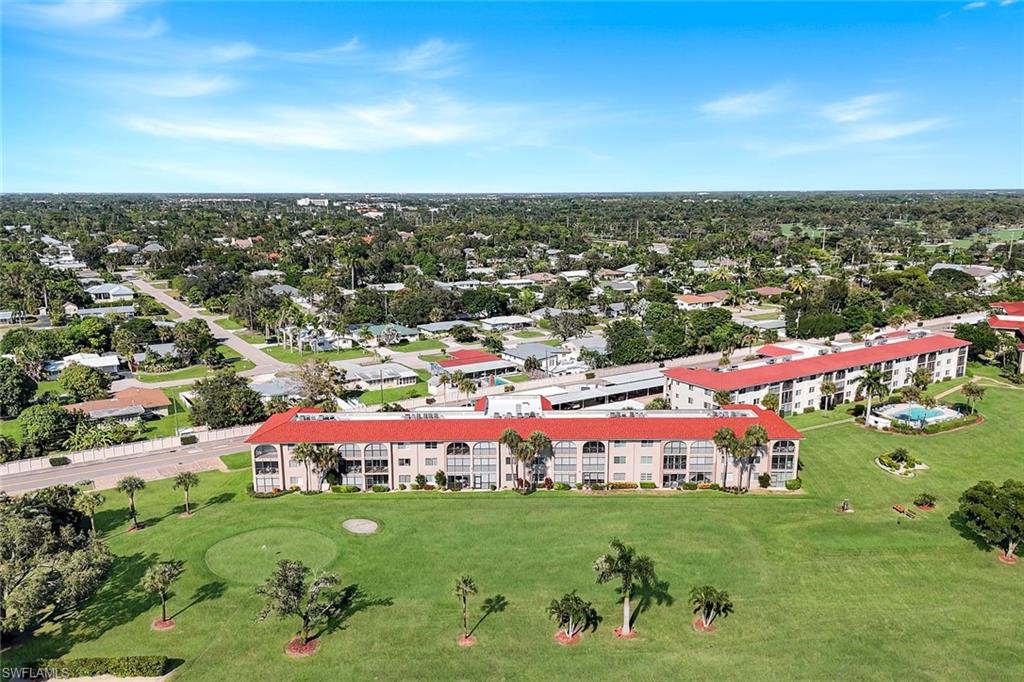 9 High Point Circle North, Unit 208 Naples, FL 34103 - Photo 22 of 37