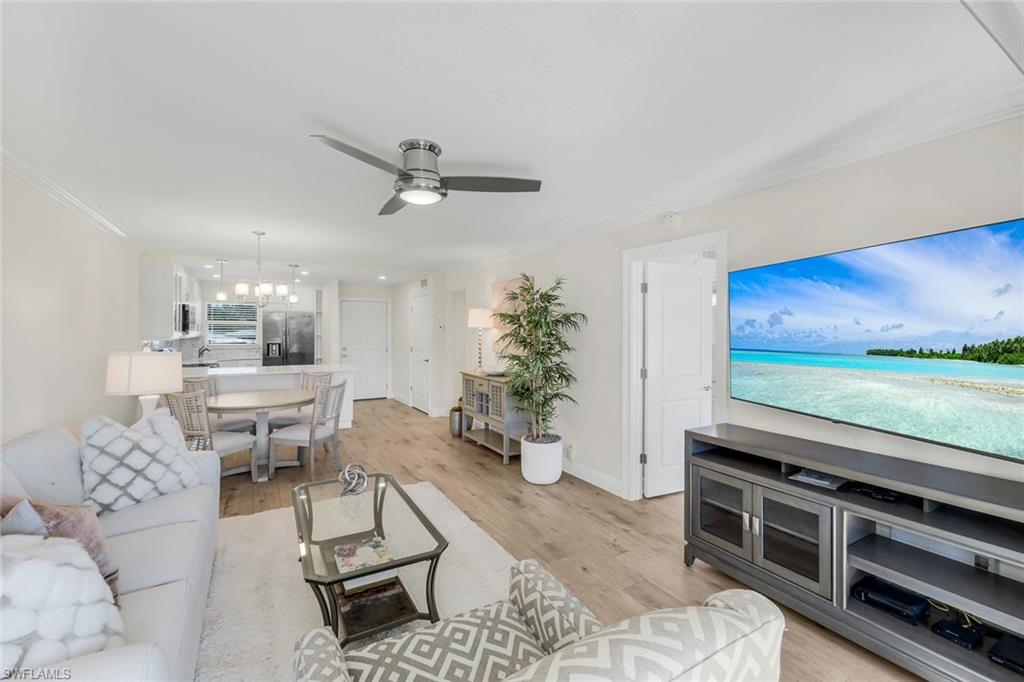 9 High Point Circle North, Unit 208 Naples, FL 34103 - Photo 5 of 37