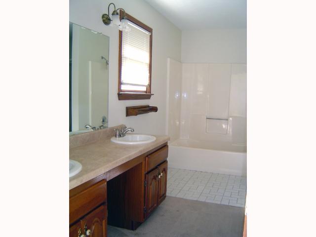13440 Duncan Run Road Galena, OH 43021 - Photo 10 of 18 Gallery Image 10