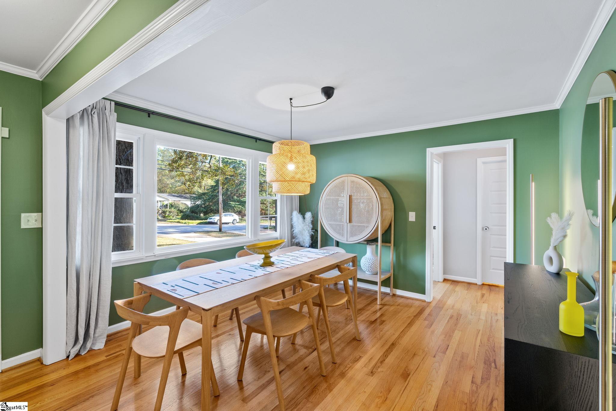 306 Wembley Road Greenville, SC 29607 - Photo 5 of 36