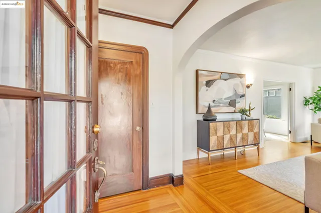 a view of a living room