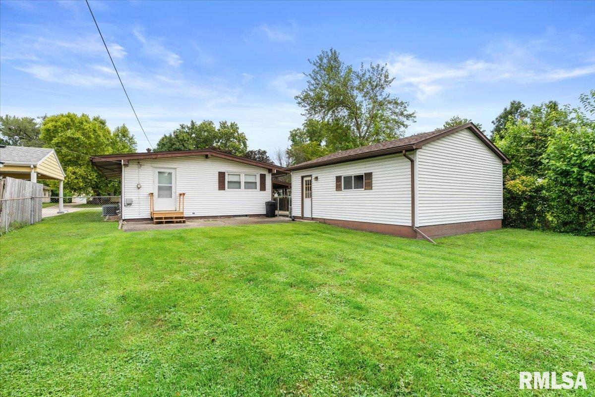 1816 Grant Street Springfield, IL 62703 - Photo 30 of 33 Gallery Image 30