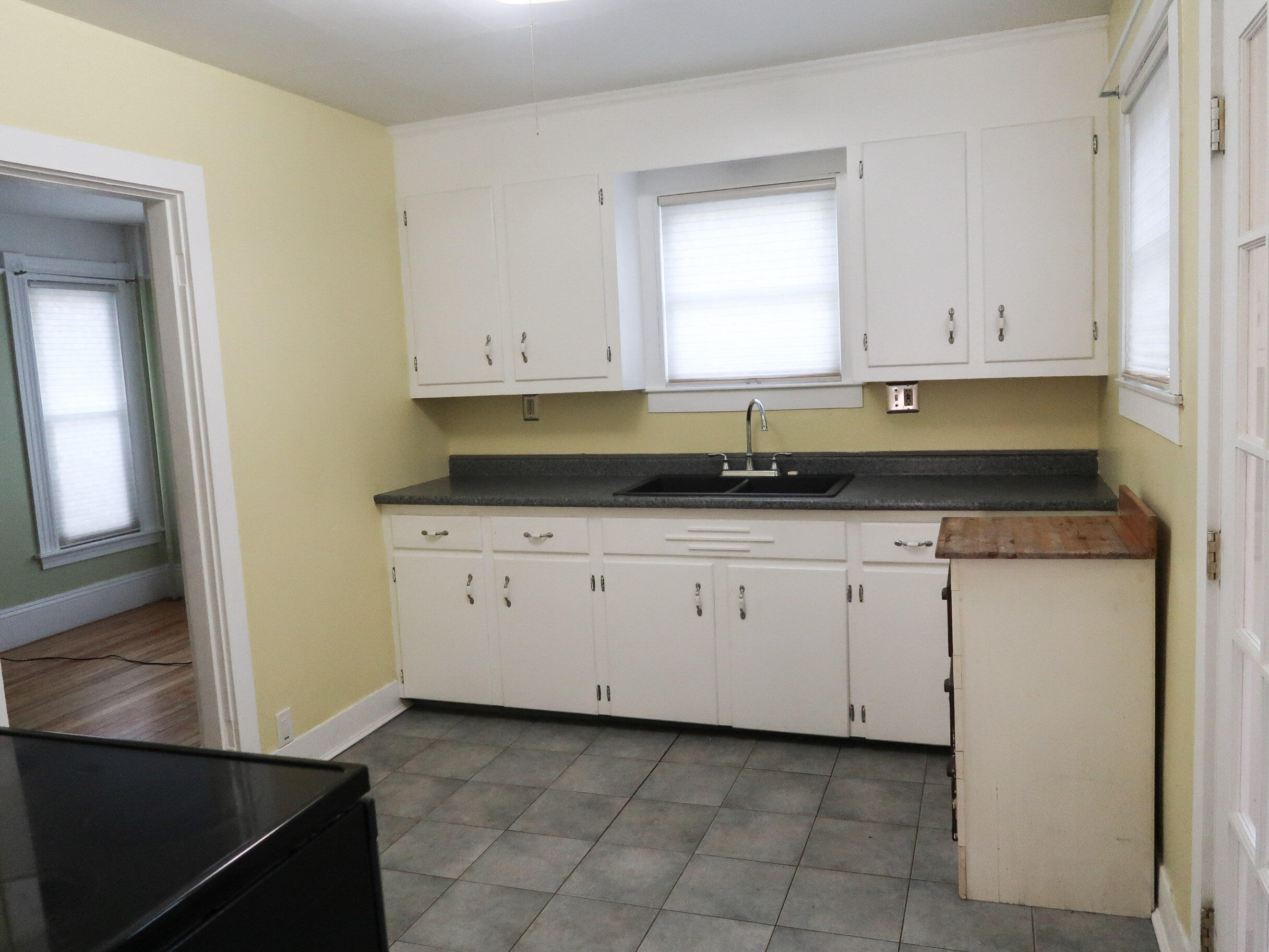 22 East Chestnut Street Augusta, ME 04330 - Photo 15 of 48 5-IMG_4379