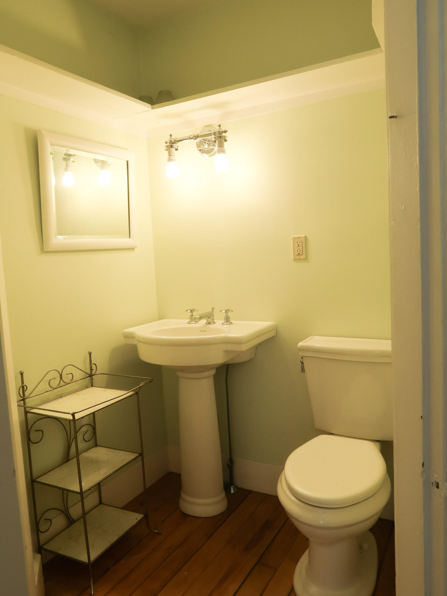 22 East Chestnut Street Augusta, ME 04330 - Photo 22 of 48 7-IMG_4313