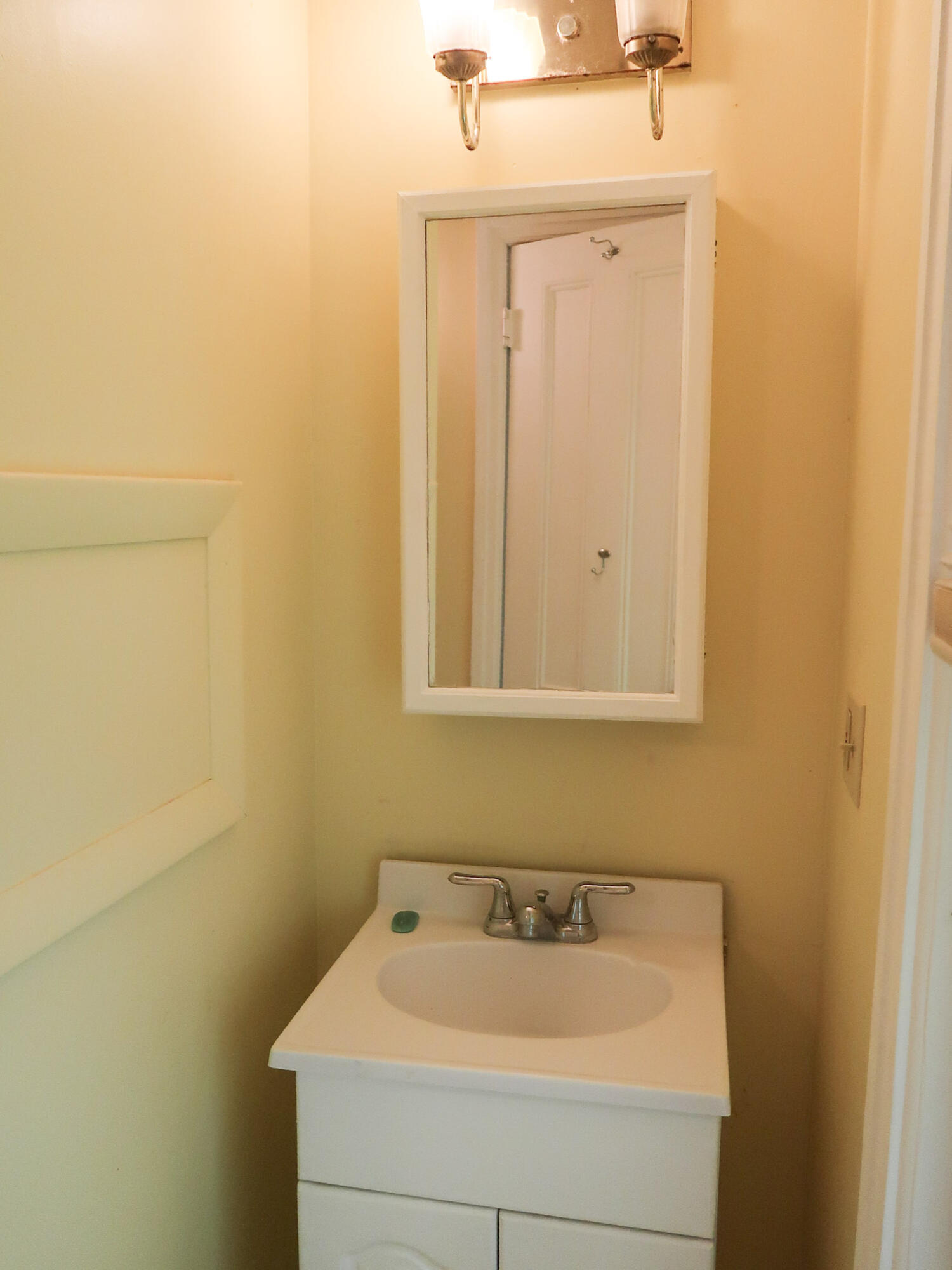 22 East Chestnut Street Augusta, ME 04330 - Photo 35 of 48 24-IMG_4331 - Copy