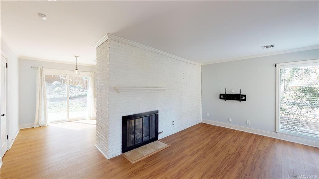 664 Manhasset Road Charlotte, NC 28209 - Photo 3 of 20