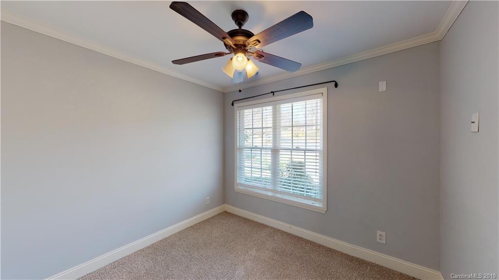 664 Manhasset Road Charlotte, NC 28209 - Photo 6 of 20