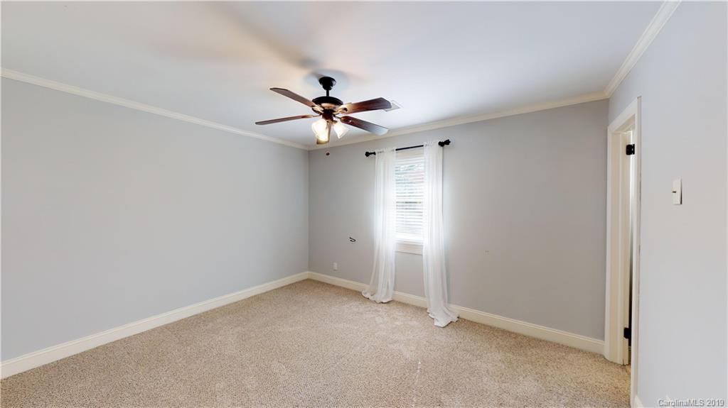 664 Manhasset Road Charlotte, NC 28209 - Photo 10 of 20