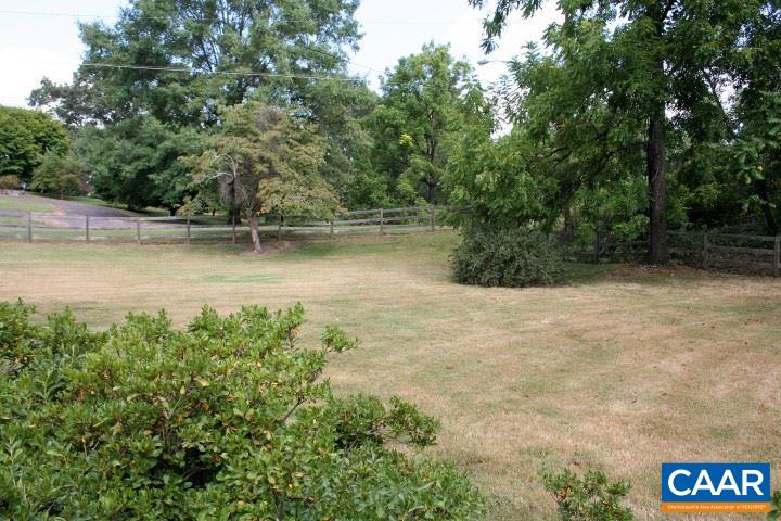 233 Schoolhouse Road Madison, VA 22727 - Photo 8 of 19 Fenced yard