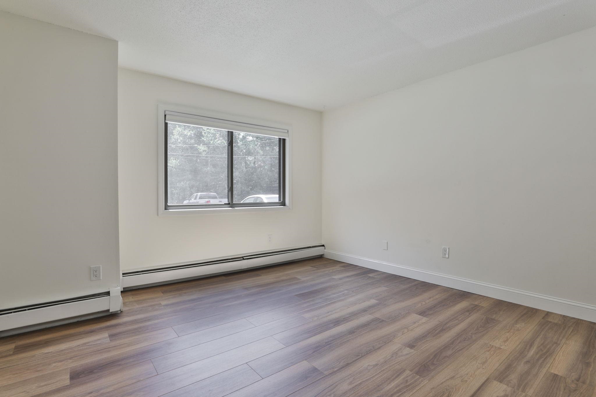 14 Strawberry Bank Road, Unit 1 Nashua, NH 03062 - Photo 9 of 15