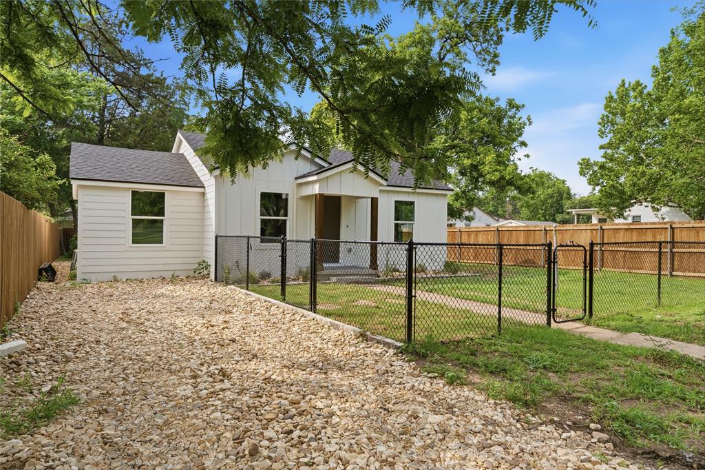 2732 McKenzie Avenue Waco, TX 76708 - Photo 8 of 31