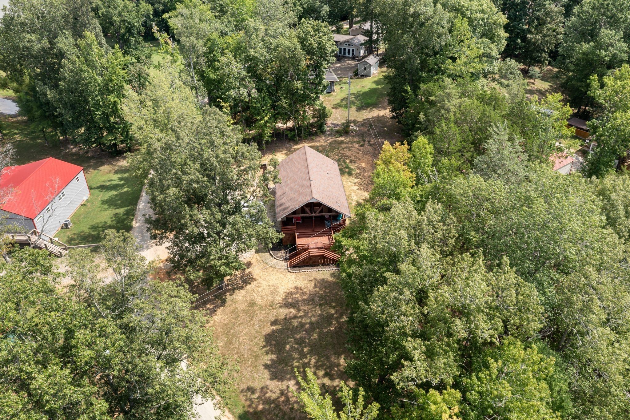 178 Cottage Circle Linden, TN 37096 - Photo 2 of 31