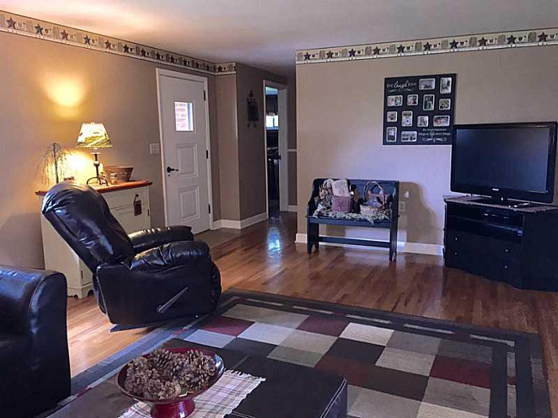 939 Linden Road Eighty Four, PA 15330 - Photo 3 of 24 Living Room.