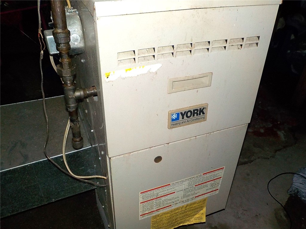 492 Driving Park Avenue Rochester, NY 14613 - Photo 20 of 20