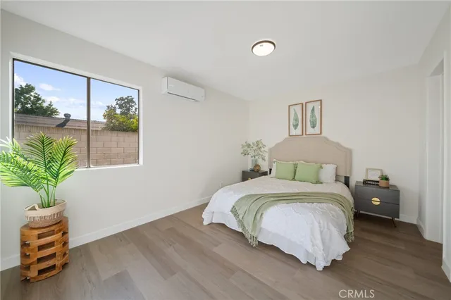 $1,139,000 | 928 South Laurel Street, Santa Ana, CA 92704