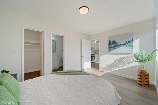 $1,139,000 | 928 South Laurel Street, Santa Ana, CA 92704