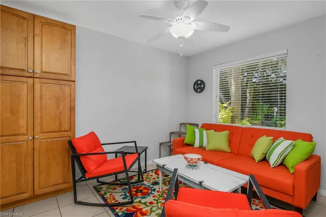 $4,000 | 1330 Yesica Ann Circle, Unit I106, Naples, FL 34110