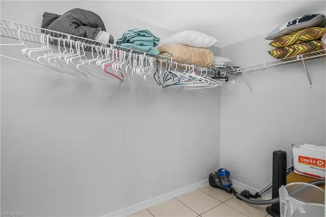 $4,000 | 1330 Yesica Ann Circle, Unit I106, Naples, FL 34110