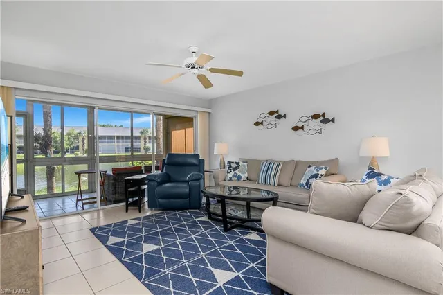 $4,000 | 1330 Yesica Ann Circle, Unit I106, Naples, FL 34110