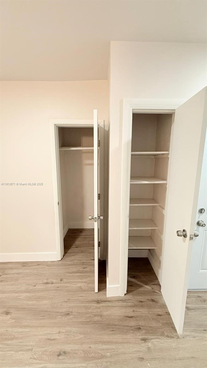 1537 Jefferson Avenue, Unit 3 Miami Beach, FL 33139 - Photo 7 of 10 a view of an empty room