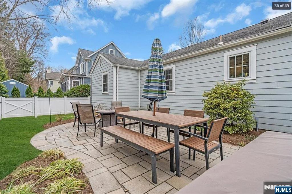 709 Albert Place Ridgewood, NJ 07450 - Photo 14 of 17 Gallery Image 14
