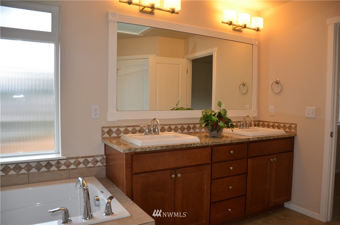 4205 222nd Place Southeast Bothell, WA 98021 - Photo 30 of 38