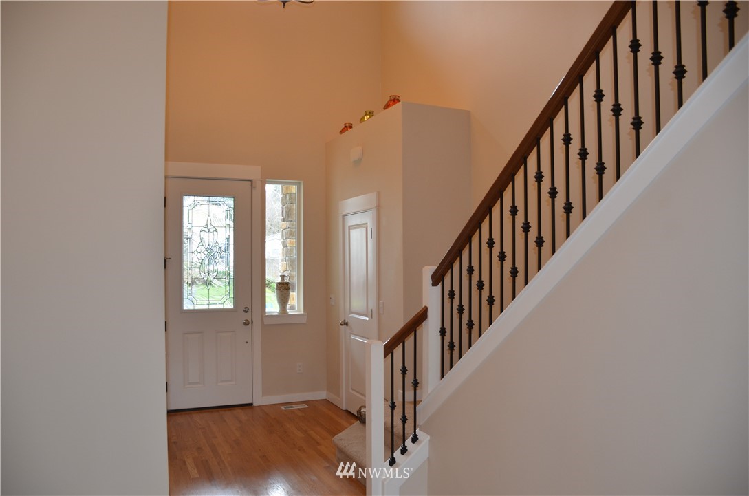 4205 222nd Place Southeast Bothell, WA 98021 - Photo 4 of 38