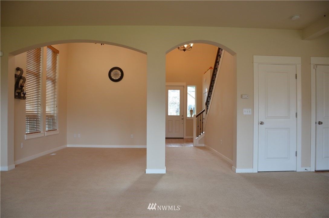4205 222nd Place Southeast Bothell, WA 98021 - Photo 7 of 38