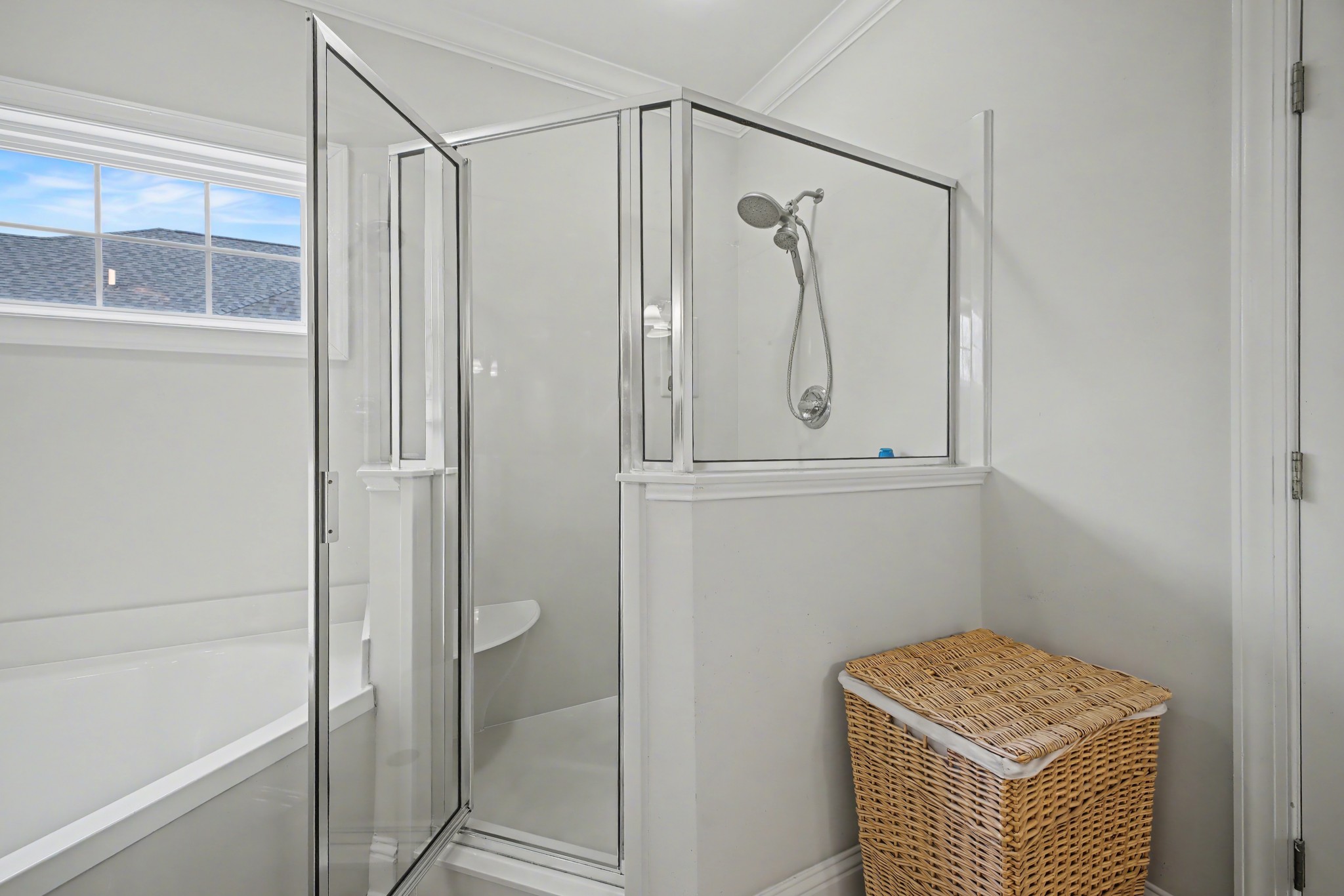 213 Lilac Circle Franklin, TN 37064 - Photo 20 of 33 a bathroom with a shower