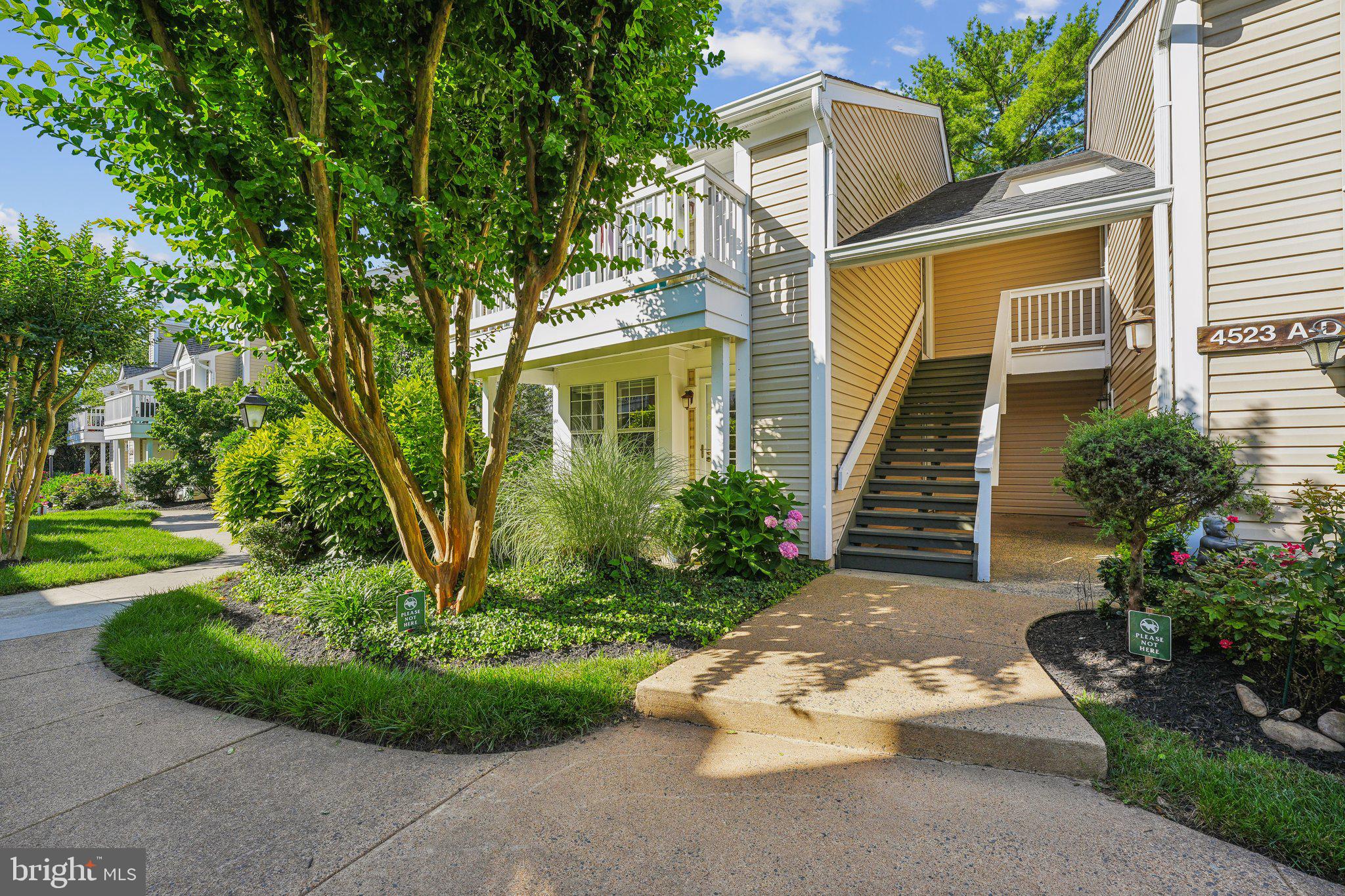 4523 28th Road South, Unit A Arlington, VA 22206 - Photo 1 of 25 Welcome to Heatherlea Condominiums